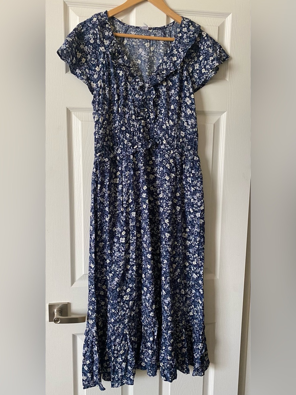 Old Navy Navy Blue Floral Maxi Dress Romantic Flowy Size M